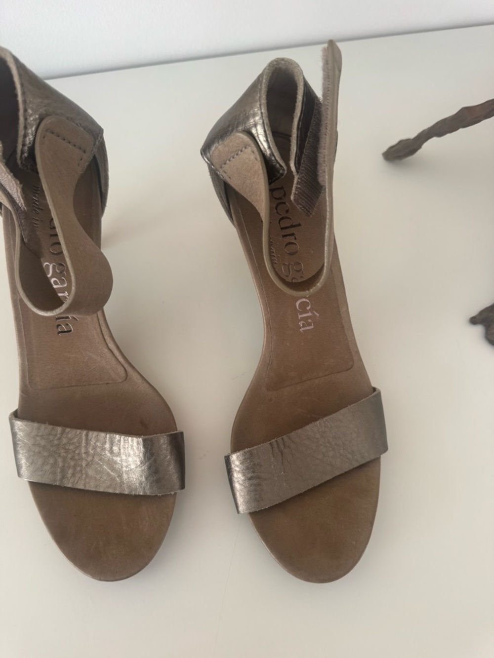 Pedro garcía LAMÉ' MID HEEL QUARTER-BACK